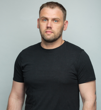 Александр Бажанов